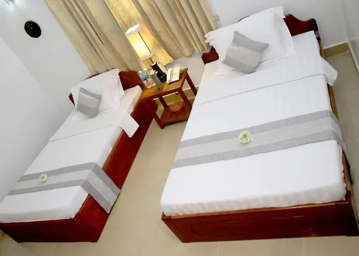 Comforts Guest house 3*