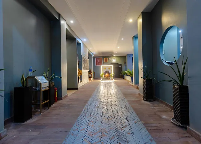 Comforts Guest house 3*